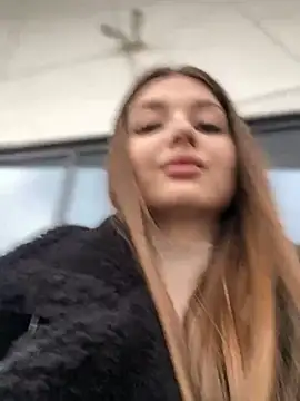 Snapshot of KrisMagnoly chatting on March 2025 02:13:01 PM KrisMagnoly online show from March 2025 02:13:01 PM