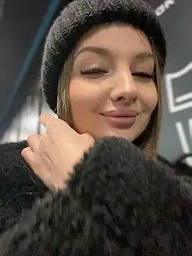 Snapshot of KrisMagnoly chatting on January 2025 04:59:02 PM KrisMagnoly online show from January 2025 04:59:02 PM