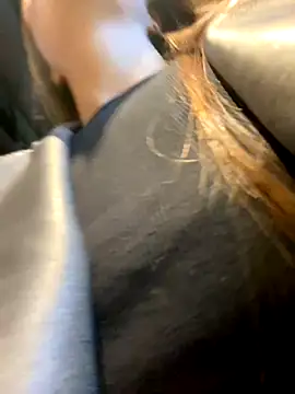 Snapshot of KrisMagnoly chatting on September 2025 04:29:02 PM KrisMagnoly online show from September 2025 04:29:02 PM