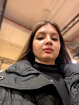 Snapshot of KrisMagnoly chatting on December 2025 11:31:01 AM KrisMagnoly online show from December 2025 11:31:01 AM