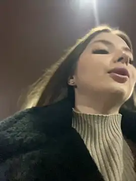 Snapshot of KrisMagnoly chatting on December 2024 07:38:02 PM KrisMagnoly online show from December 2024 07:38:02 PM