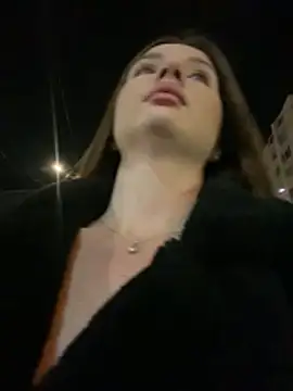 KrisMagnoly online show from April 2026 07:06:02 PM