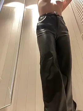 KrisMagnoly online show from March 2026 04:21:01 PM