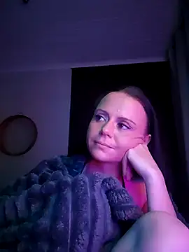 Snapshot of MrsBunnyBum chatting on April 2026 07:26:02 PM MrsBunnyBum online show from April 2026 07:26:02 PM