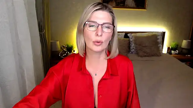 sensualEmilia online show from January 2026 08:26:02 PM