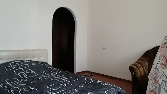 sensualEmilia online show from November 2025 12:32:02 PM