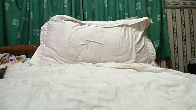 naughtymilf72 online show from April 2026 09:10:02 PM