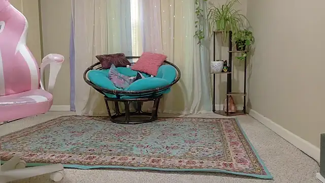 Emihaze online show from April 2026 04:36:02 PM