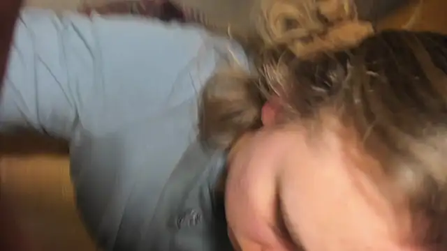 Snapshot of FrumCake chatting on January 2025 12:35:02 AM FrumCake online show from January 2025 12:35:02 AM