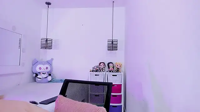 KimberlyJohnsoon online show from March 2026 11:42:01 PM