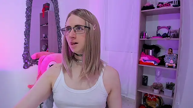 KimberlyJohnsoon online show from January 2026 02:42:01 PM