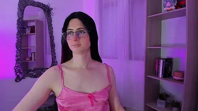 KimberlyJohnsoon online show from November 2025 04:11:01 PM