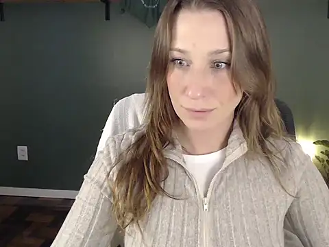 Snapshot of callmedemme chatting on May 2026 05:20:02 PM callmedemme online show from May 2026 05:20:02 PM