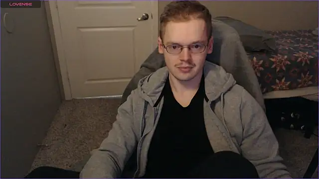 Snapshot of doloresman chatting on February 2025 03:59:02 PM doloresman online show from February 2025 03:59:02 PM