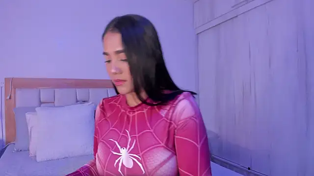 mia hank online show from April 2026 11:33:01 AM