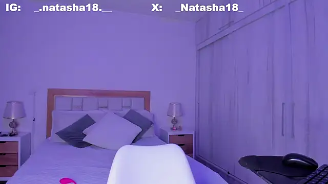mia hank online show from March 2025 12:00:01 PM
