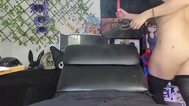 chirlleyy online show from October 2025 07:15:02 PM