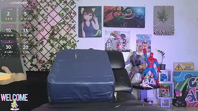 chirlleyy online show from December 2025 12:49:02 PM