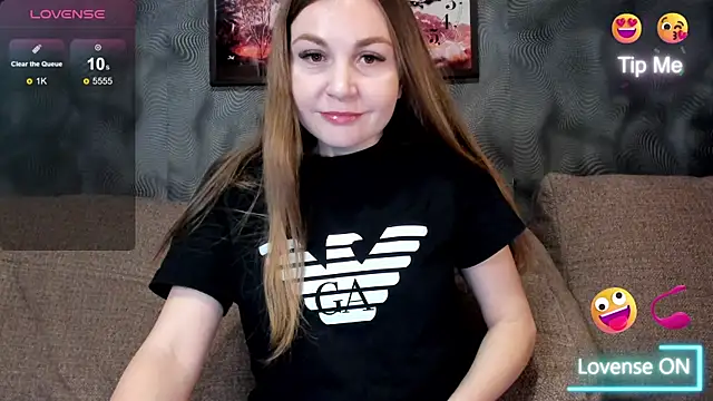 CassieMils online show from January 2026 02:12:01 PM