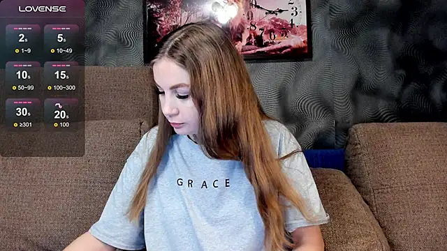 CassieMils online show from January 2026 01:40:01 PM