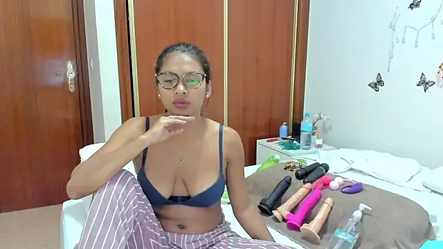 Honney sugar19 online show from November 2025 10:35:01 PM