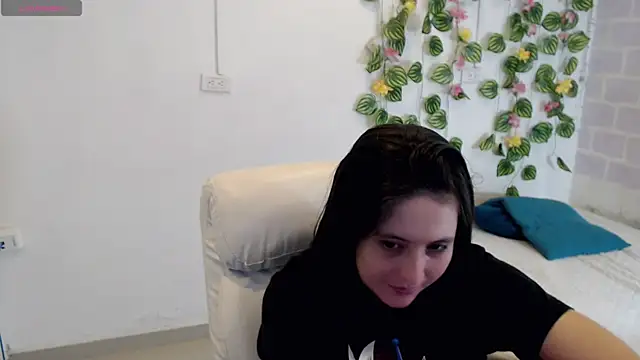 tania sweet   online show from December 2025 04:12:02 PM