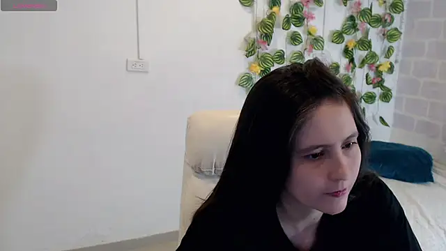 tania sweet   online show from December 2025 06:17:01 PM
