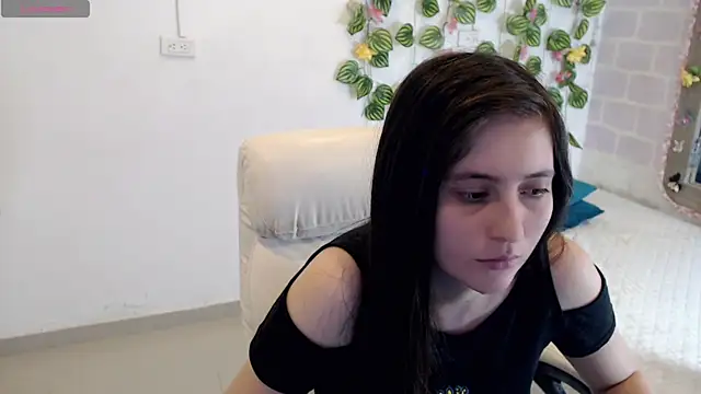 tania sweet   online show from December 2025 05:13:01 PM