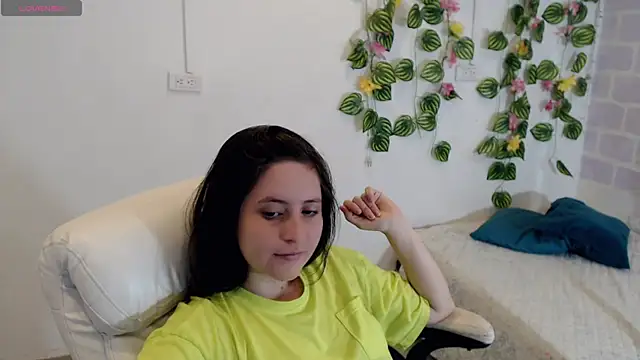 tania sweet   online show from October 2025 03:42:01 PM