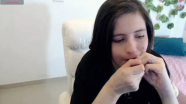 tania sweet   online show from September 2025 03:45:01 PM