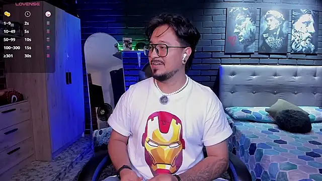 DaviidEvans  online show from March 2026 11:27:01 PM