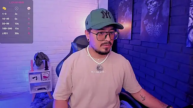 DaviidEvans  online show from June 2026 03:43:01 PM
