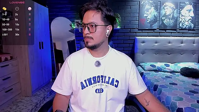DaviidEvans  online show from March 2026 02:50:02 PM