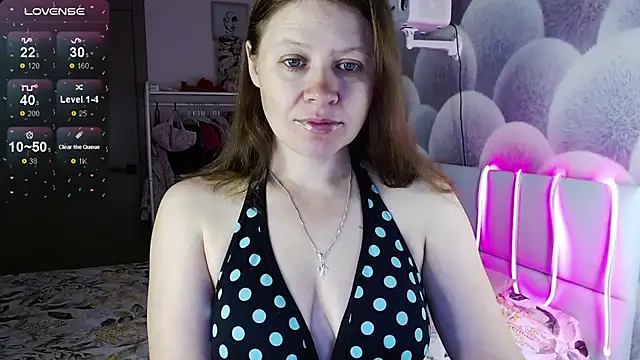 alekasamui online show from September 2025 09:09:01 PM