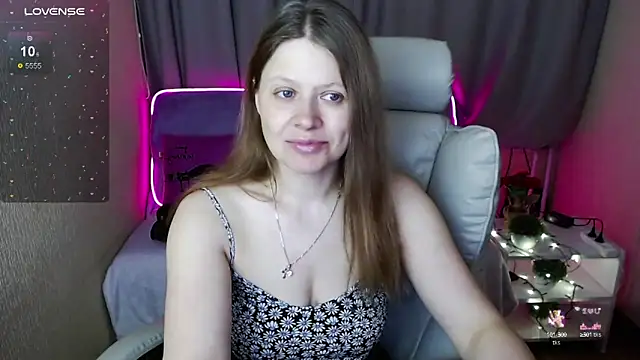 alekasamui online show from February 2025 12:41:02 AM