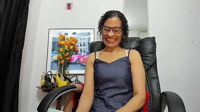 Aries Mature online show from December 2025 03:47:01 PM