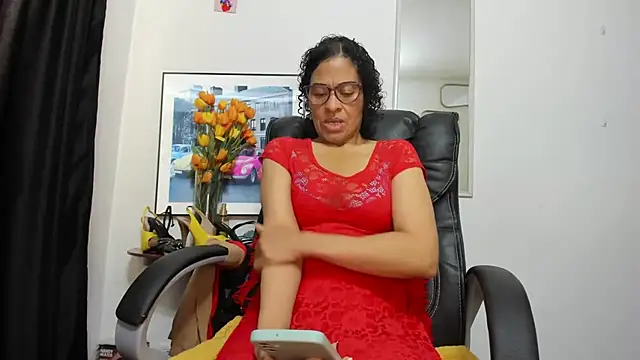 Aries Mature online show from December 2025 04:22:01 PM