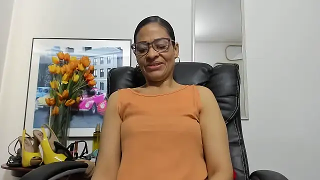 Aries Mature online show from November 2025 04:23:01 PM