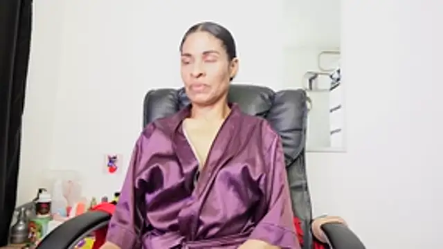 Snapshot of Aries_Mature chatting on June 2026 12:17:02 AM Aries Mature online show from June 2026 12:17:02 AM