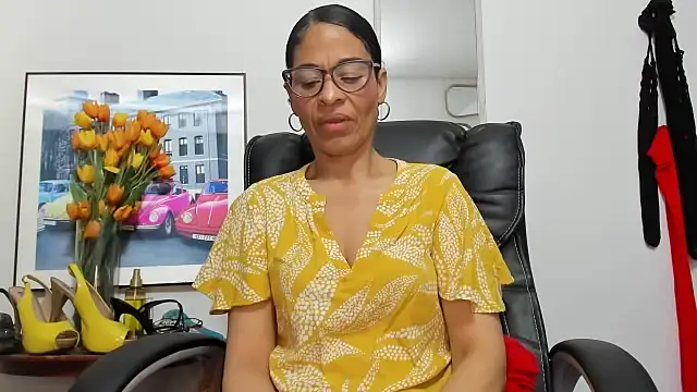 Aries Mature online show from December 2025 04:19:02 PM