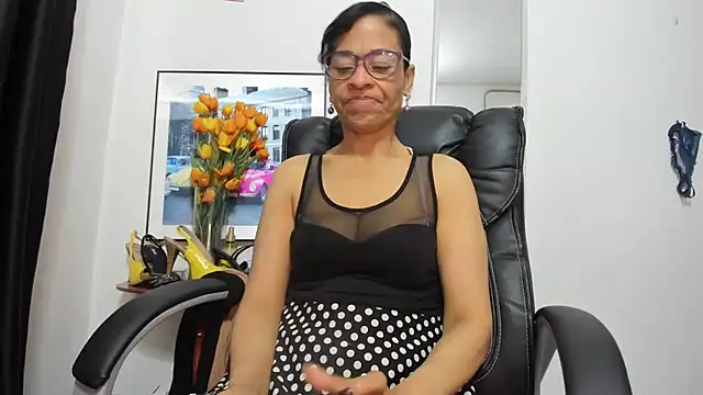 Aries Mature online show from January 2026 06:45:01 PM