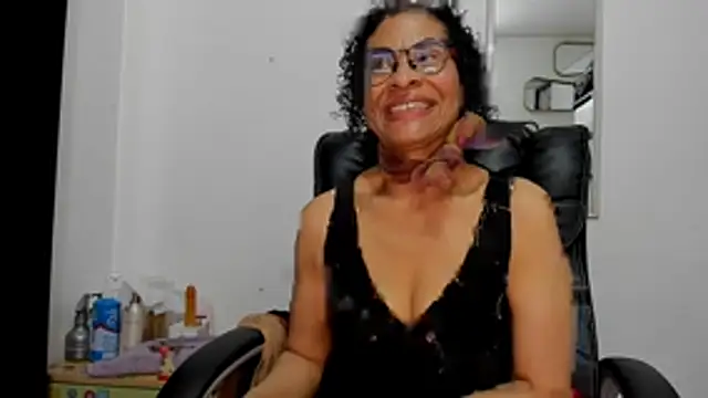 Aries Mature online show from April 2026 04:14:02 PM