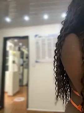 Snapshot of Tayra_Siny chatting on March 2025 01:12:02 PM Tayra Siny online show from March 2025 01:12:02 PM