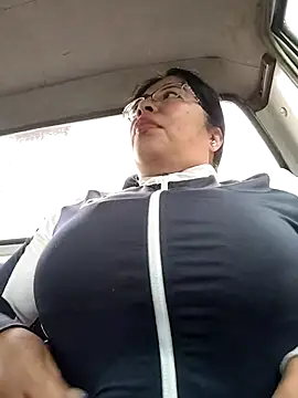 Snapshot of __valentina18 chatting on November 2025 01:21:02 PM valentina18 online show from November 2025 01:21:02 PM