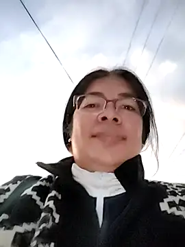 Snapshot of __valentina18 chatting on December 2025 08:04:02 PM valentina18 online show from December 2025 08:04:02 PM