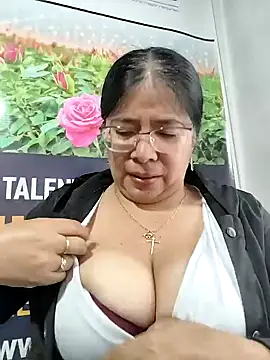   valentina18 online show from May 2026 12:02:02 PM