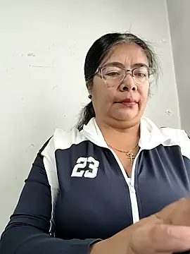 Snapshot of __valentina18 chatting on October 2025 01:08:01 PM valentina18 online show from October 2025 01:08:01 PM