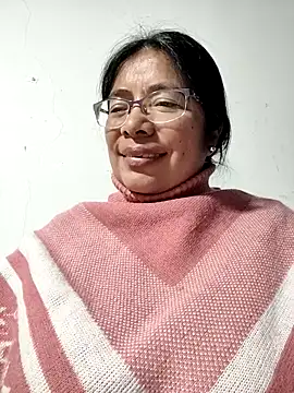 Snapshot of __valentina18 chatting on November 2025 01:31:02 AM valentina18 online show from November 2025 01:31:02 AM