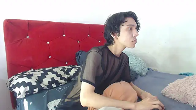 Snapshot of LAICK_01 chatting on September 2025 07:58:02 PM LAICK 01 online show from September 2025 07:58:02 PM