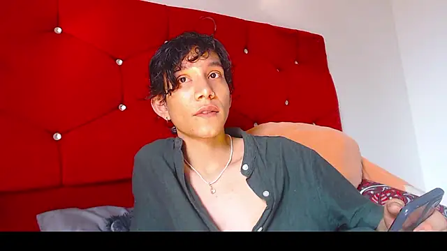 LAICK 01 online show from March 2026 08:31:02 PM